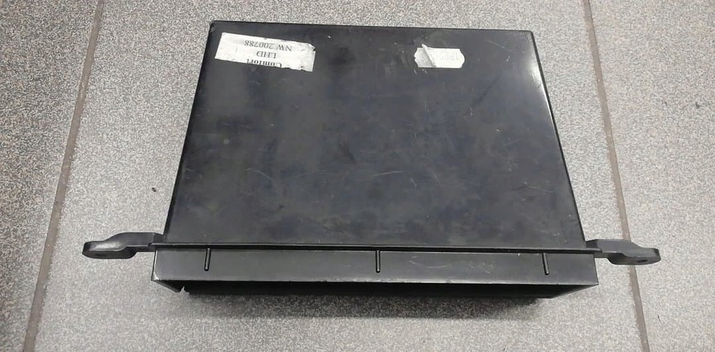 фото №2, Mitsubishi space star полка pod радио бардачок