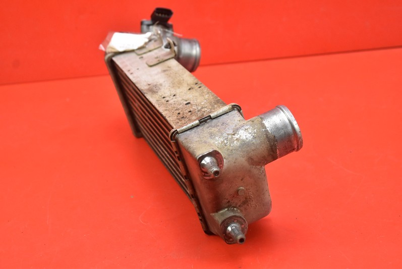 фото №8, Радиатор интеркулер 28271-2a610 kia ceed 1 i 2.0 crdi 143 km 10-12