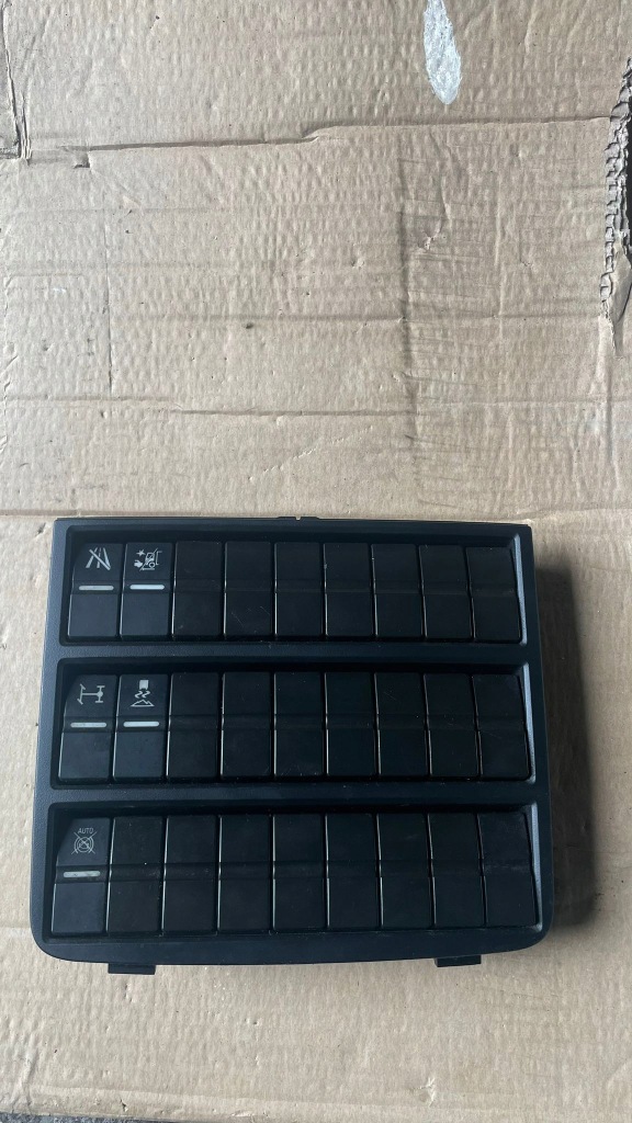 фото №1, Панель переключателей кнопки панель управление man tgl tgm