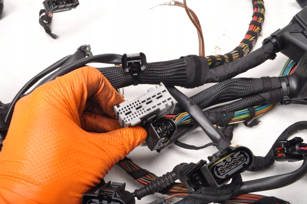 Porsche boxster 987 3.4 жгут электропроводка двигателя 9a1607023 9a160702303 Недорого