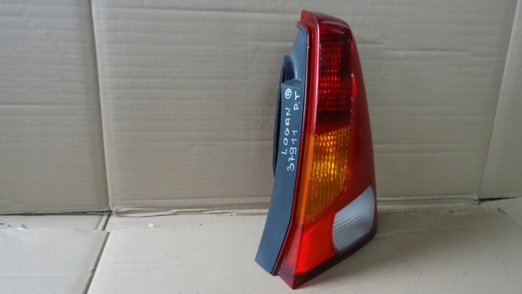 фото №2, Dacia logan i 1 лампа правая задняя задняя