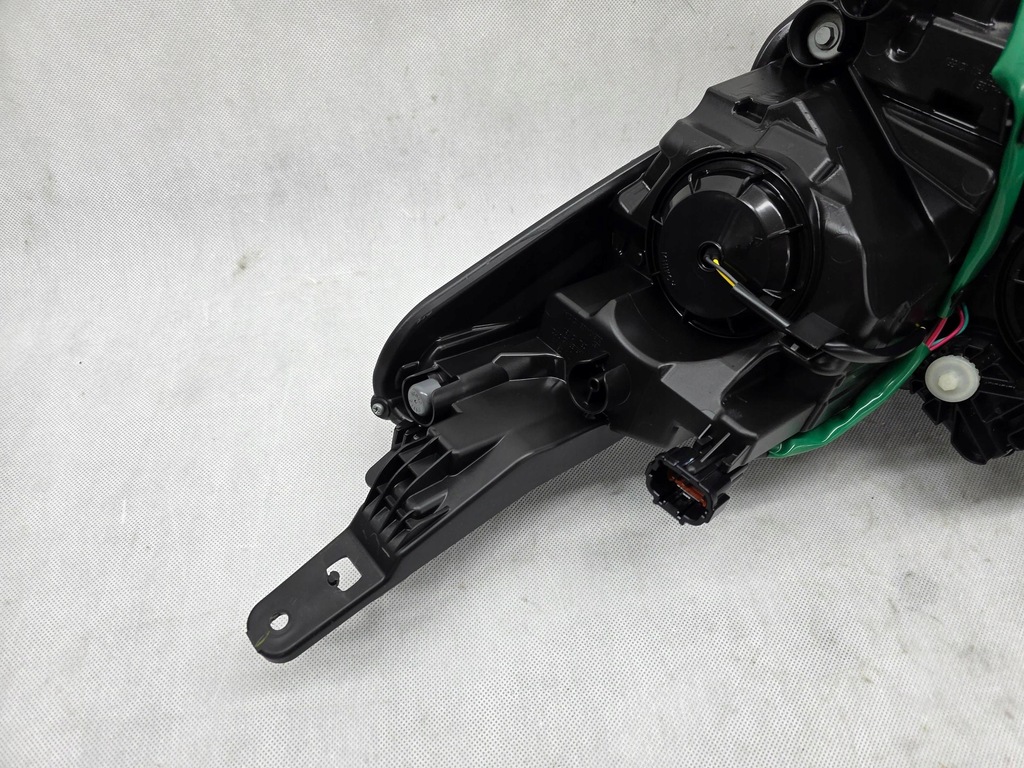 фото №11, Nissan leaf ii 2 лампа перед передняя правая линза led europa 260105sh0a