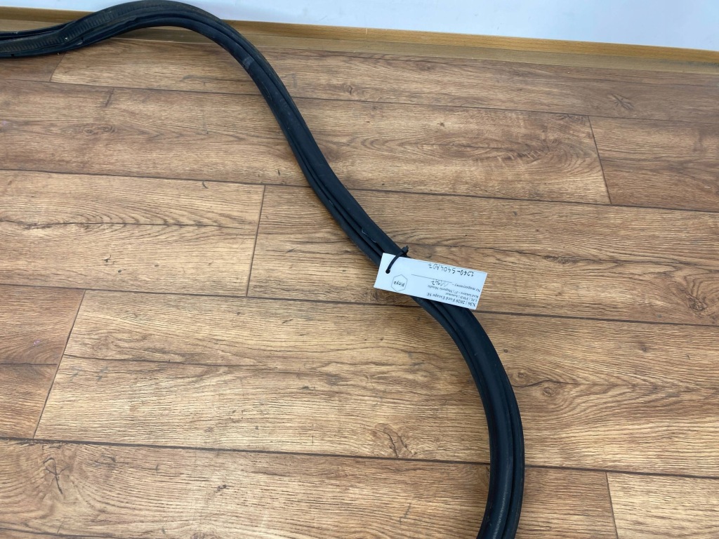 Купити Прокладка кришки багажника ford escape iv kuga mk3 2020+