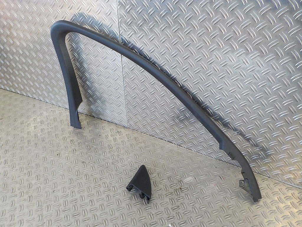 фото №2, C klasa w205 combi молдинг рамка двері лівий перед