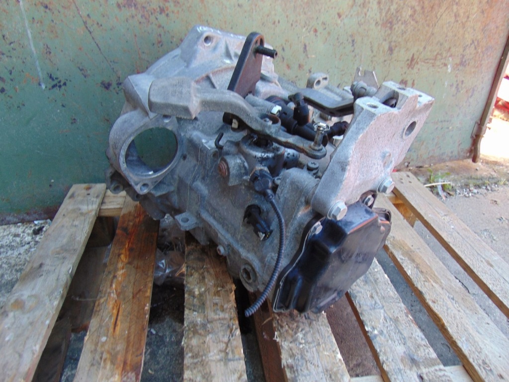 фото №14, Коробка передач передач механическая коробка передач vw golf vi 1.6 tdi lub lvb