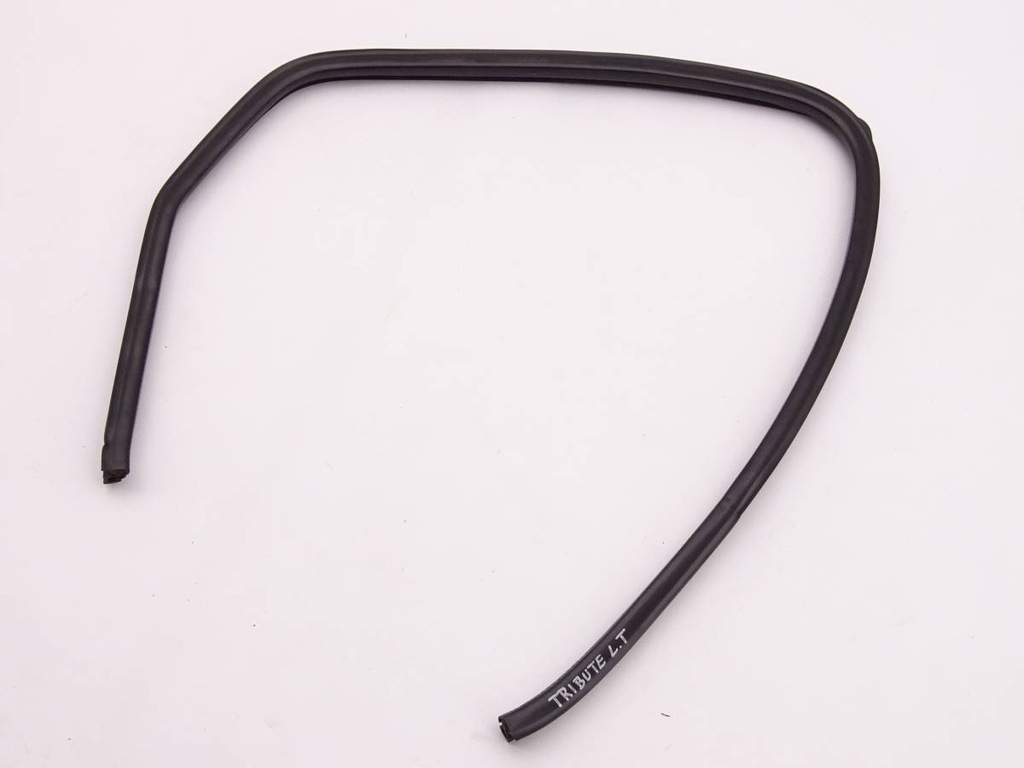 фото №1, Mazda tribute 00-07 прокладка стекло левый задняя