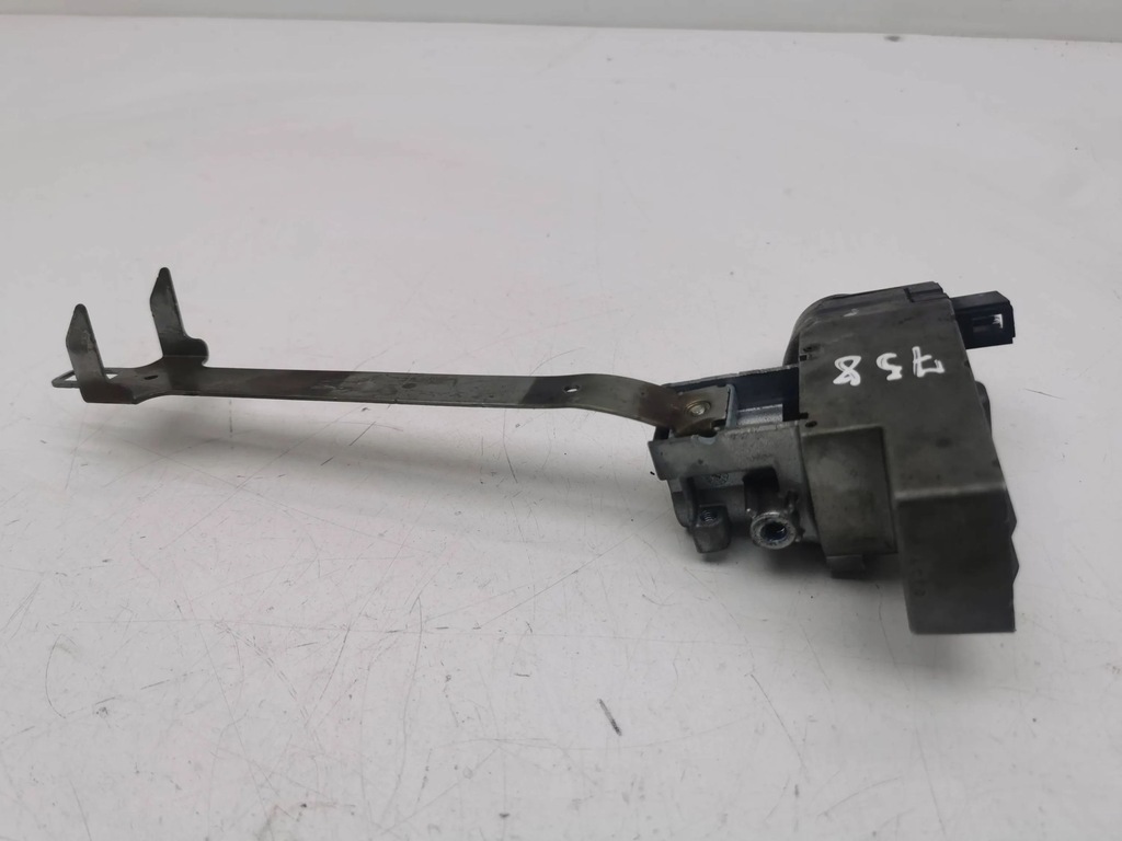 фото №6, Bentley flying spur 2005 блокировка колонки руля