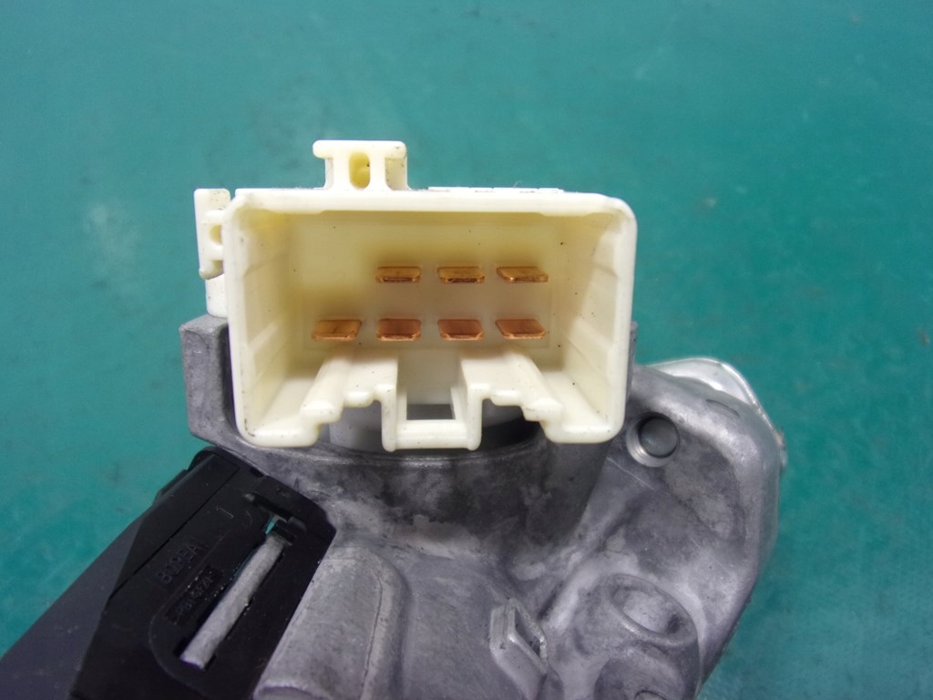 фото №4, Toyota auris i 1.4 d замок зажигания n0502638/639