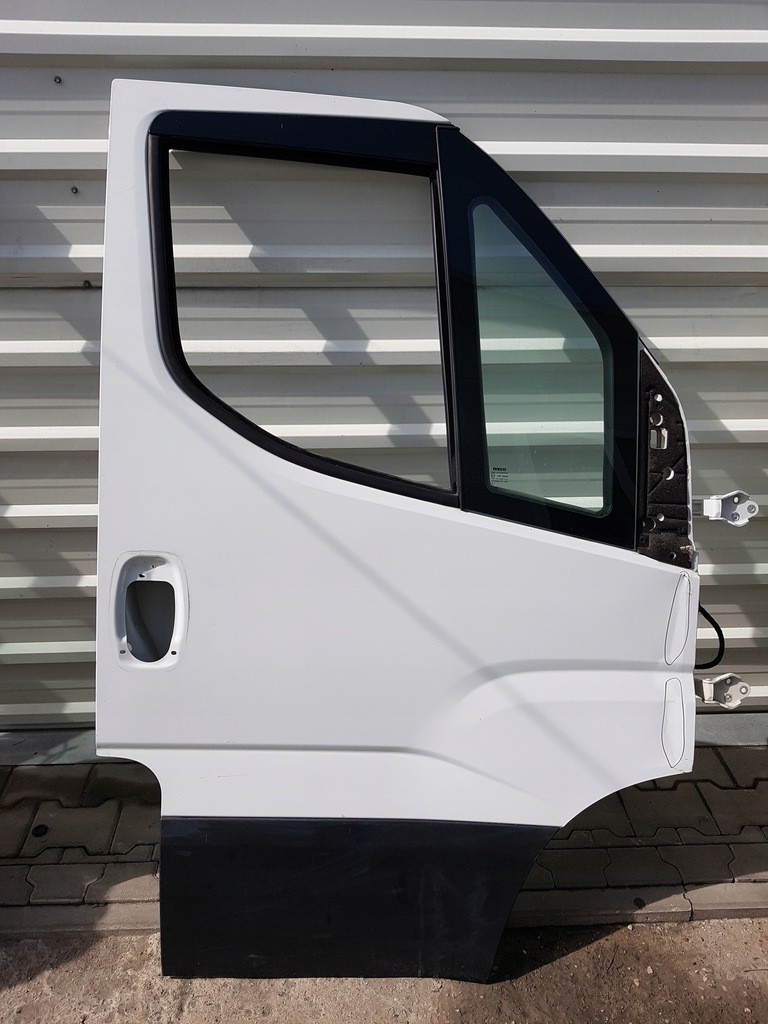 фото №1, Iveco daily 6 vi 14r- дверь правое перед