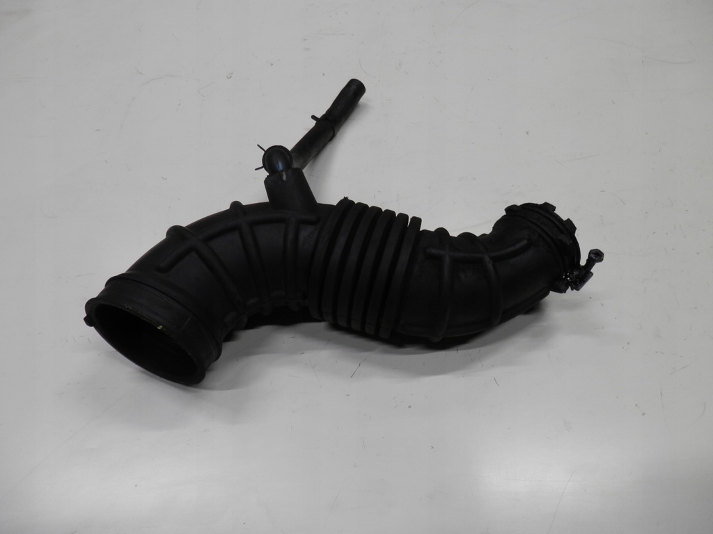 фото №1, Hyundai h1 i800 2.5 crdi труба воздуха 28138-4h000