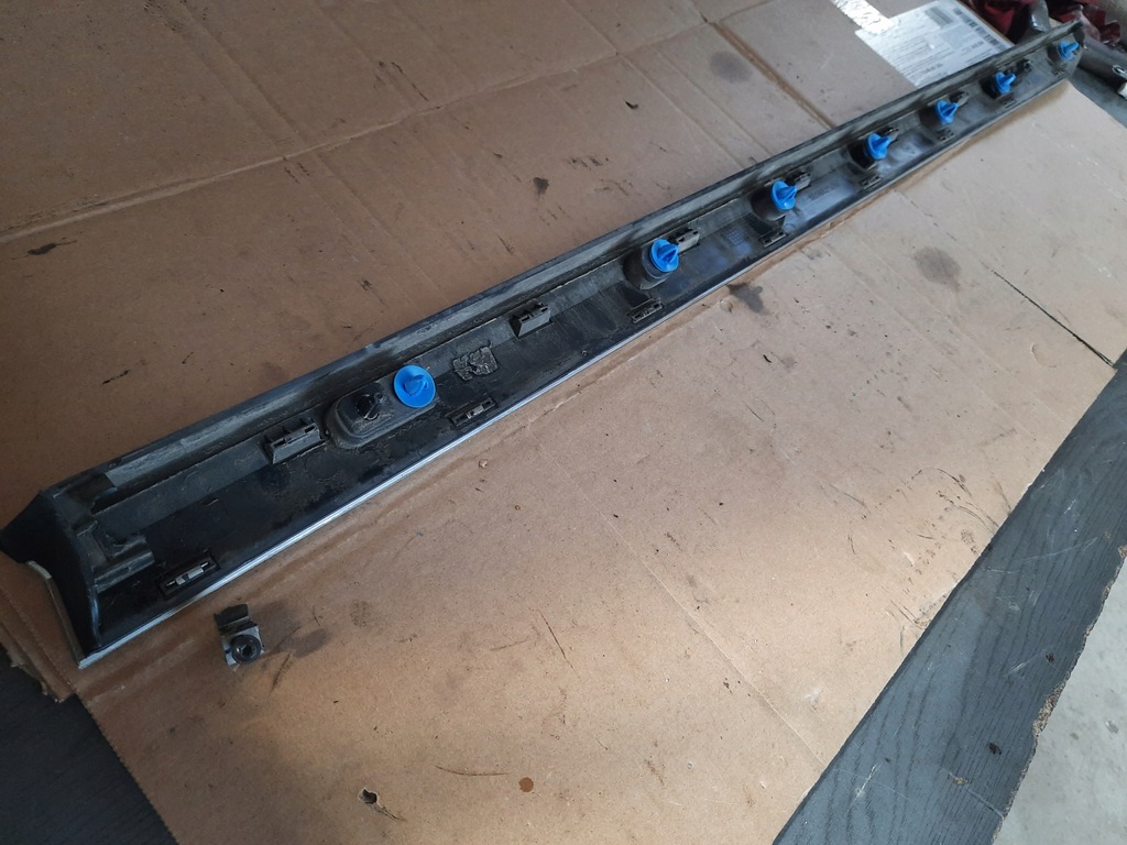 фото №7, Clio v молдинг дверь хром правая