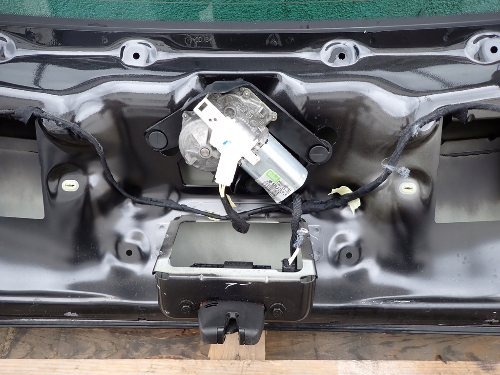 фото №8, Кришка багажника багажника citroen ds3