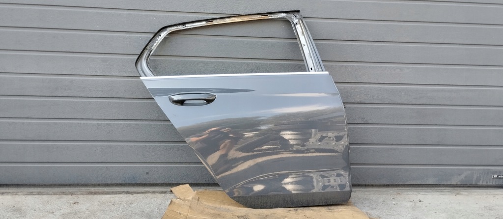 фото №1, Дверь правое задние правый задняя volkswagen vw golf viii 8 lc7q