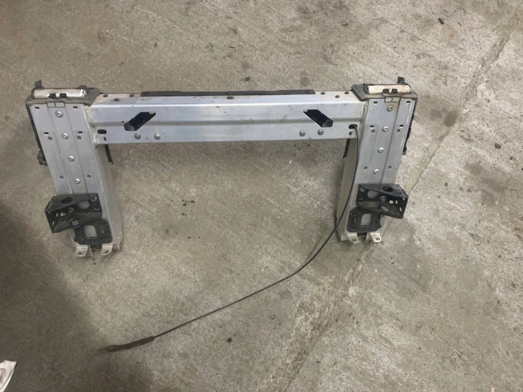 фото №1, Подголовник пиротехнический задняя audi a5 8t cabrio