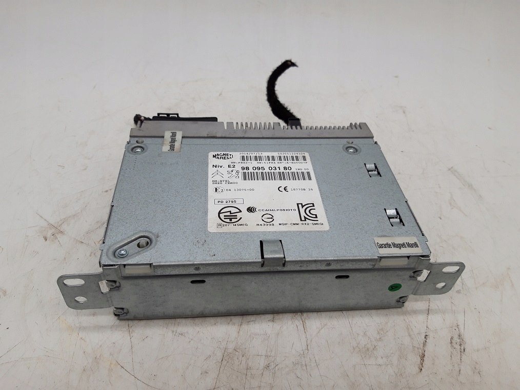 фото №1, Peugeot 208 2012- радио 9809503180