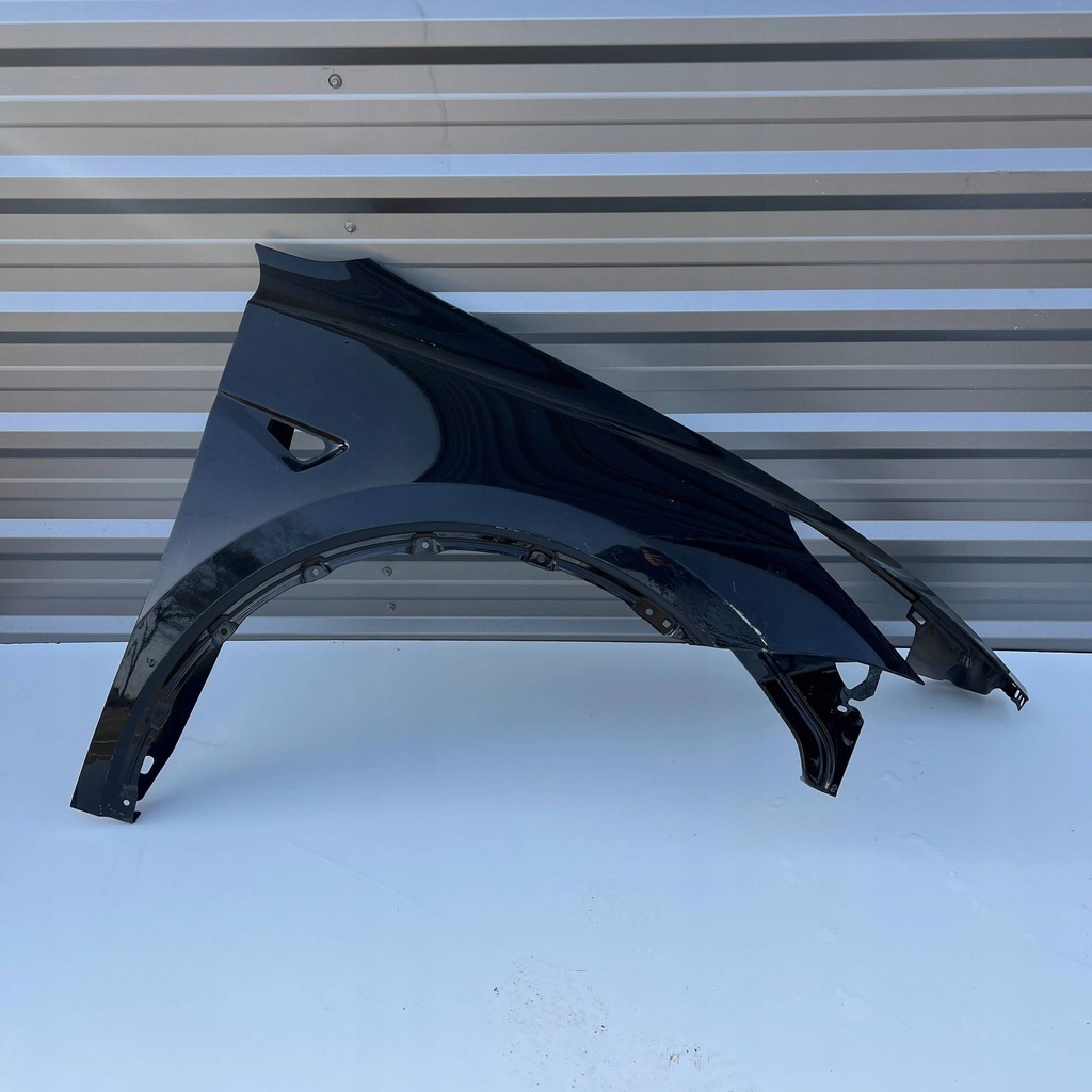 фото №1, Tesla model y перед сторона права крила