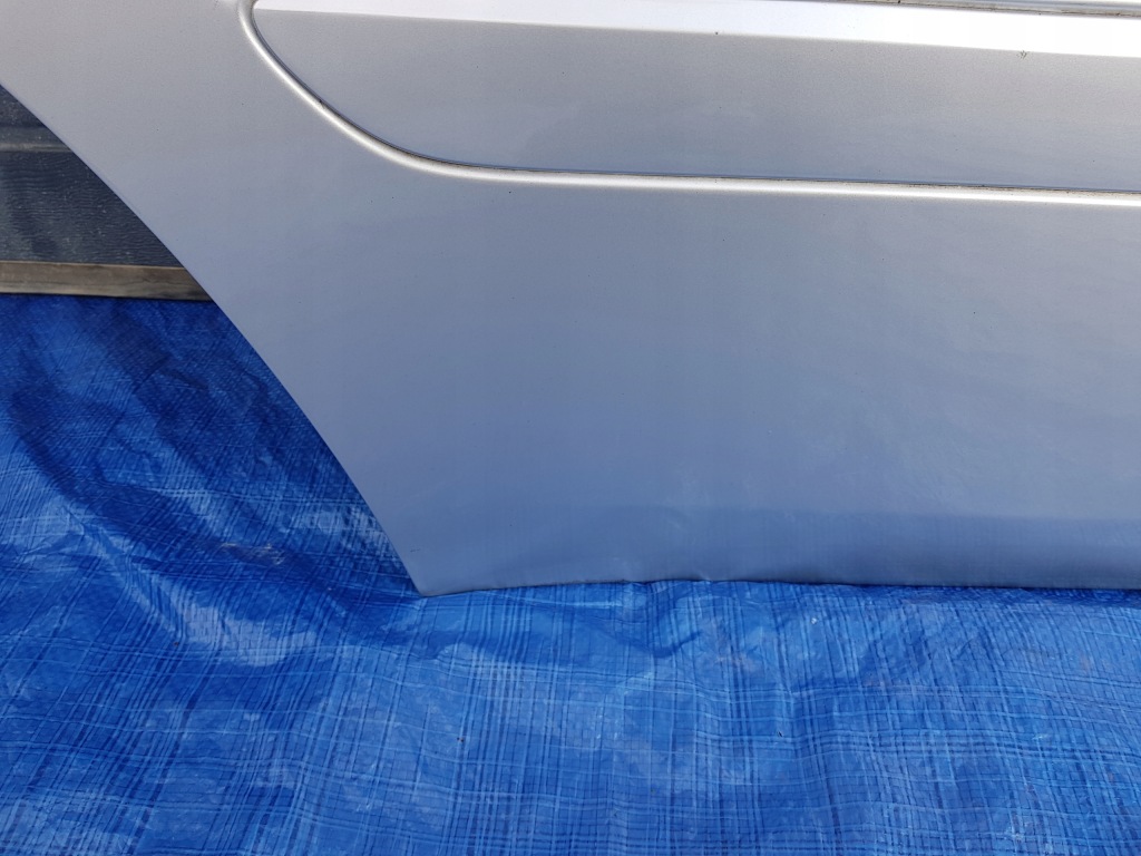 Купить Дверь правый задний  mercedes ml w164 рестайлинг  c775 775