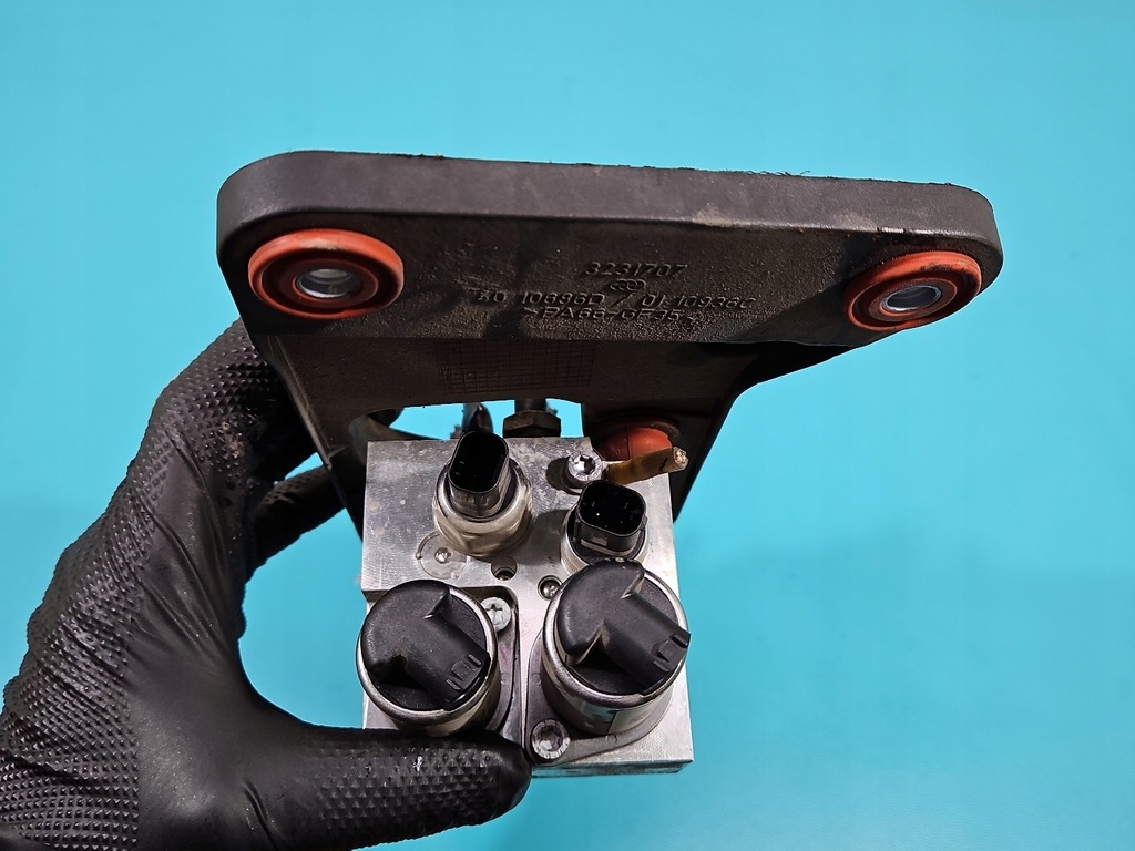 фото №9, Клапан dynamic drive bmw x5 e70 6772311 3.0d