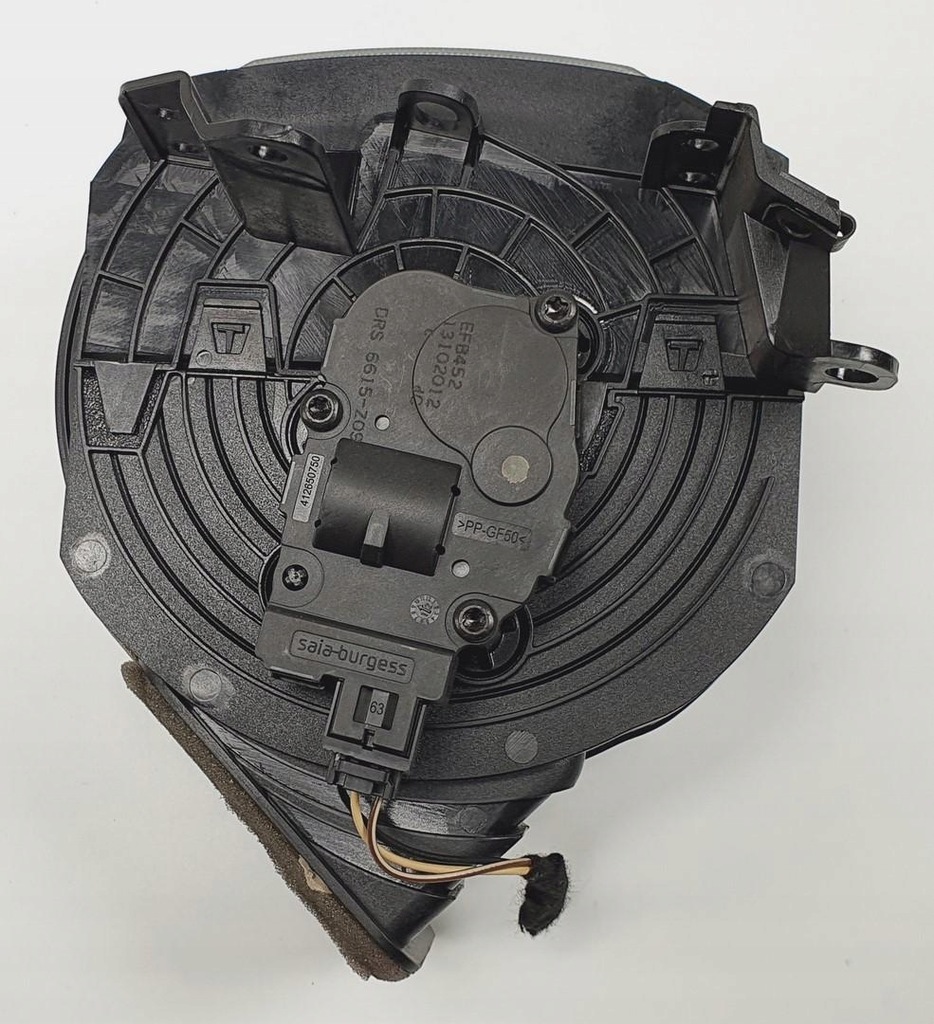 фото №5, Решётка обдув левая средняя jaguar xf x250