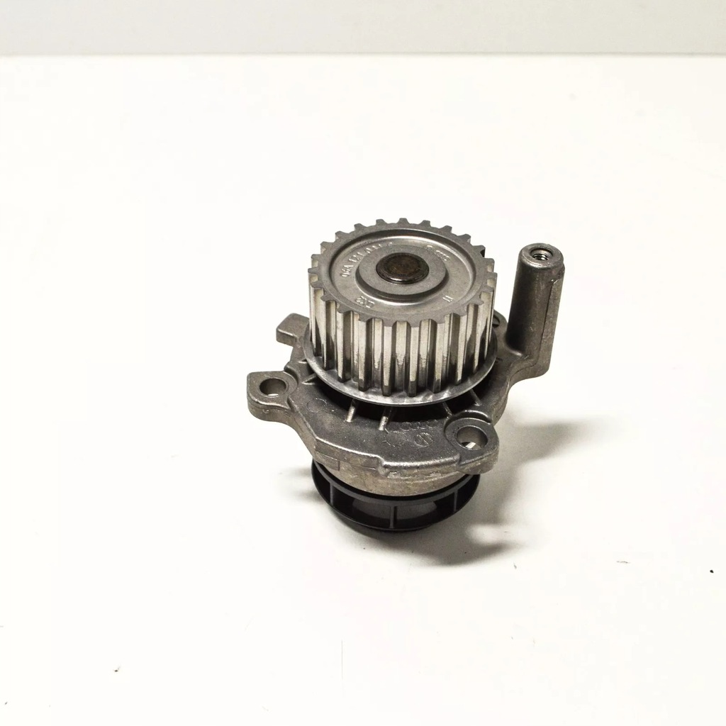 фото №8, Audi tt 8j насос wody 06f121011 2.0 tfsi oem