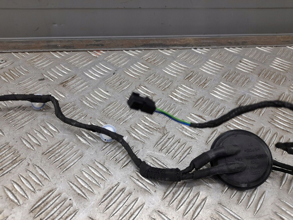 фото №8, Audi q5 sq5 2018 задняя сторона правая жгут трубопровод дверь задних