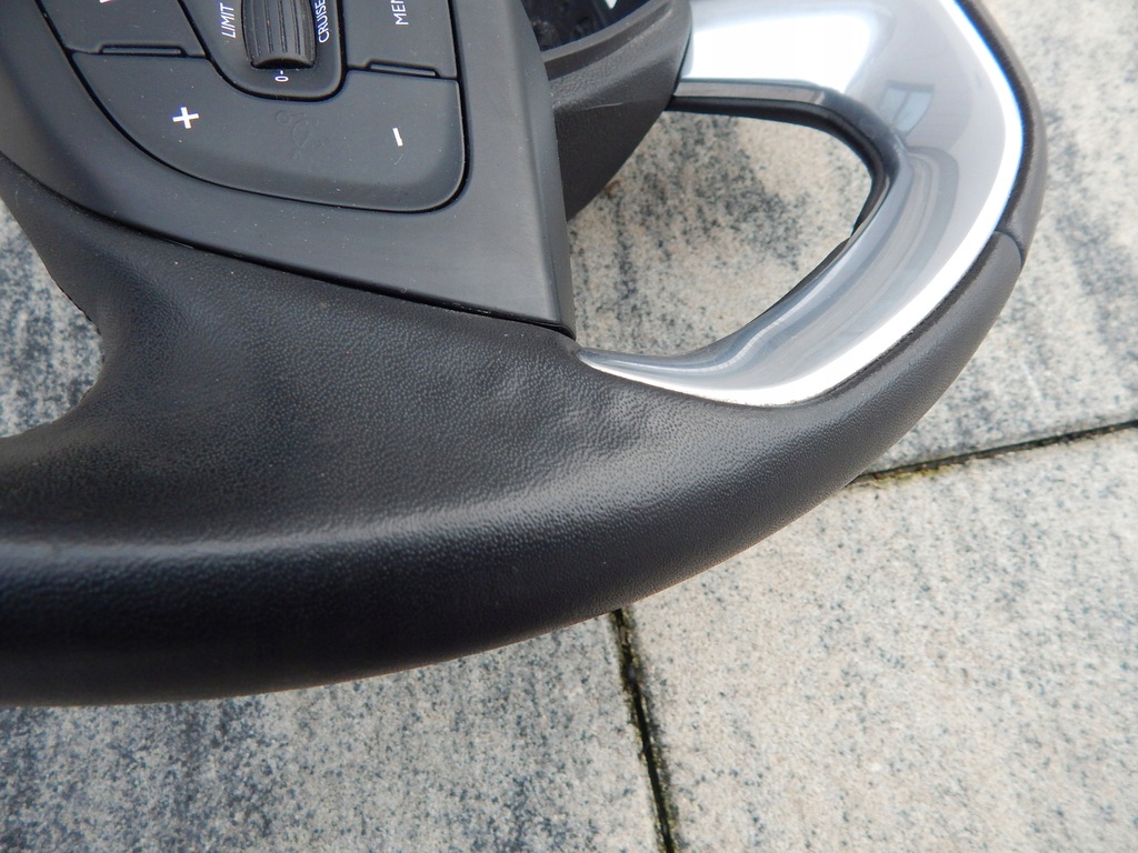 фото №9, Citroen ds5 - воздуховод кожа oryg