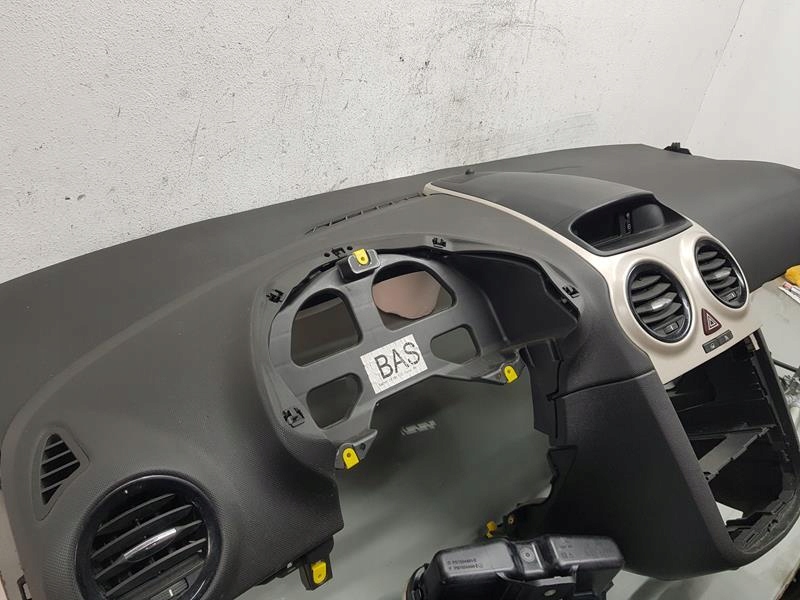 фото №8, Панель приладів приладова консоль подушки безпеки датчик заскочки opel corsa d