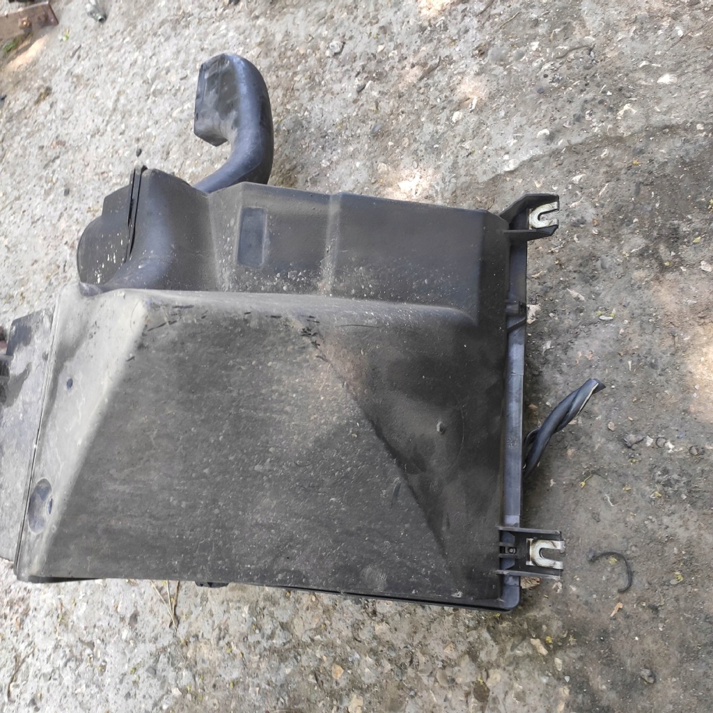 фото №7, Корпус фільтра повітря audi a8 2.5 tdi 98r