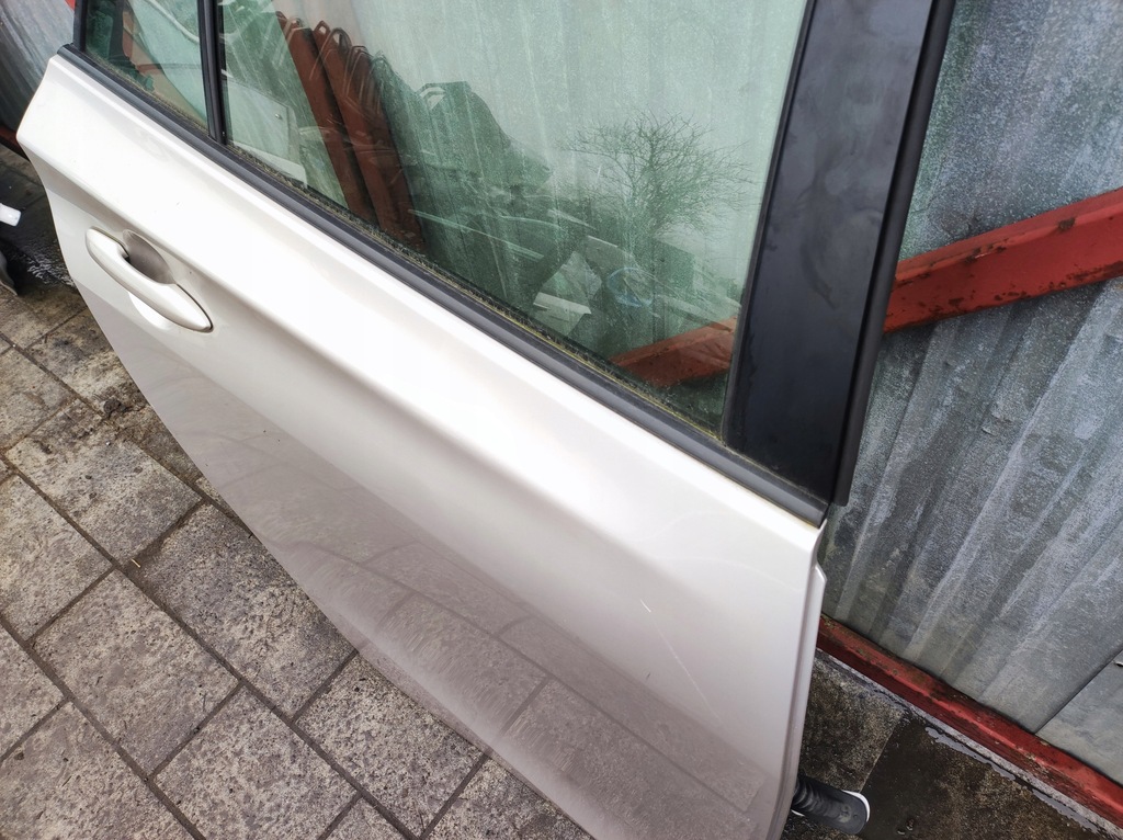 фото №12, Двері праве задня задні toyota prius iv - poznan