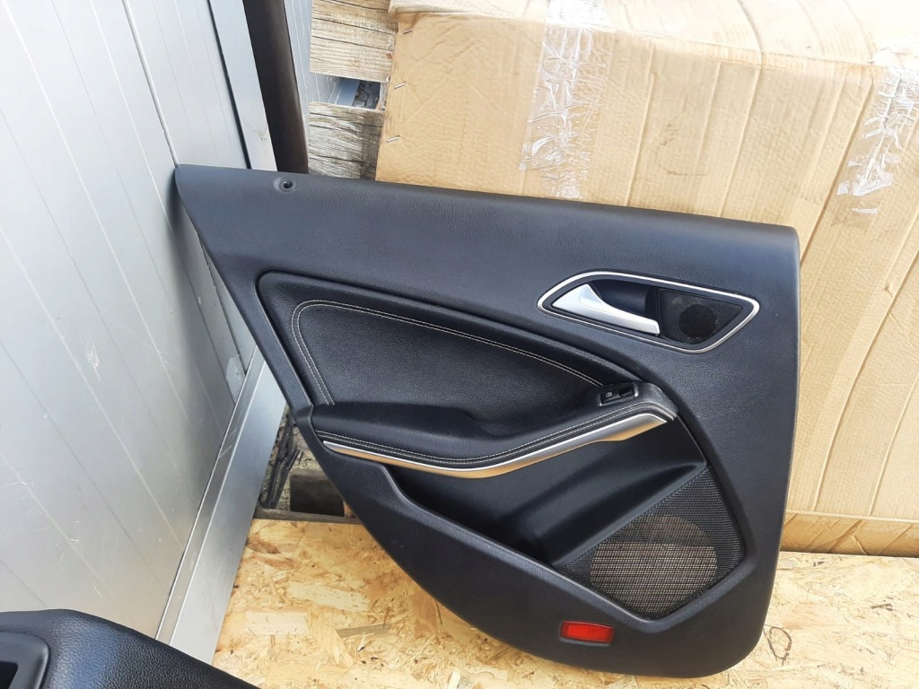 Mercedes cla w117 оббивка сидіння заднє сидіння обшивки Ціна