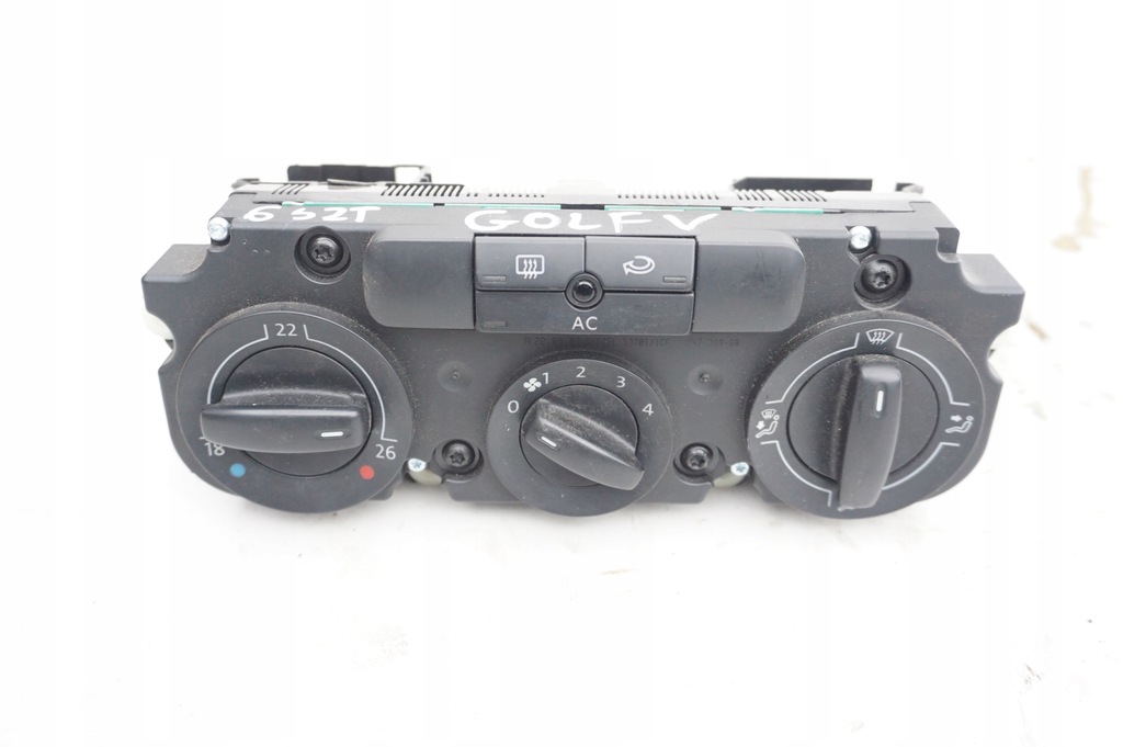 фото №1, Панель обдув volkswagen golf 5