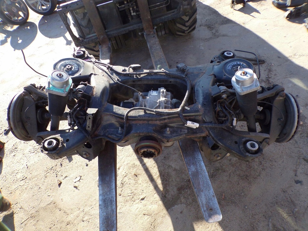 фото №13, Oś балка подвеска задняя land rover discovery v