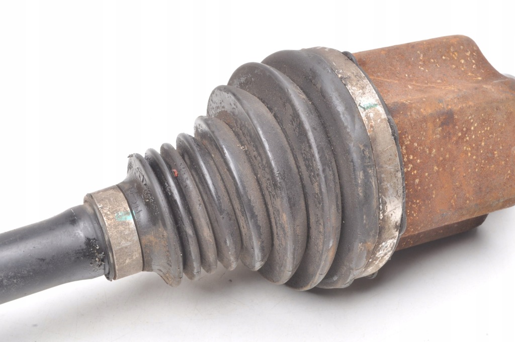 фото №2, Volvo s60 ii v60 2.0d приводной вал левая короткий механическая коробка передач 31325116