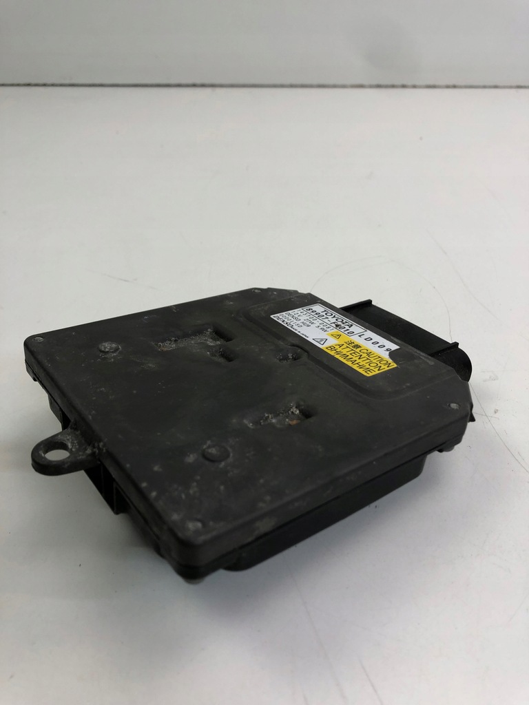 фото №9, Toyota c-hr модуль перетворювач лампи led 89907-f4010