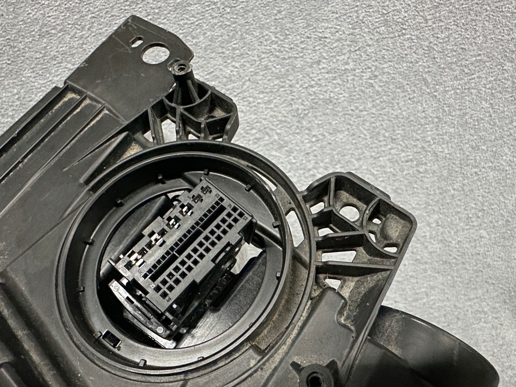 фото №13, Лампа porsche taycan full led левая 9j1941031d europa оригинал