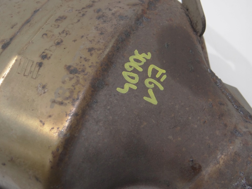 фото №7, Корпус каталізатора bmw e60 e61 306d4 7795818 16215976