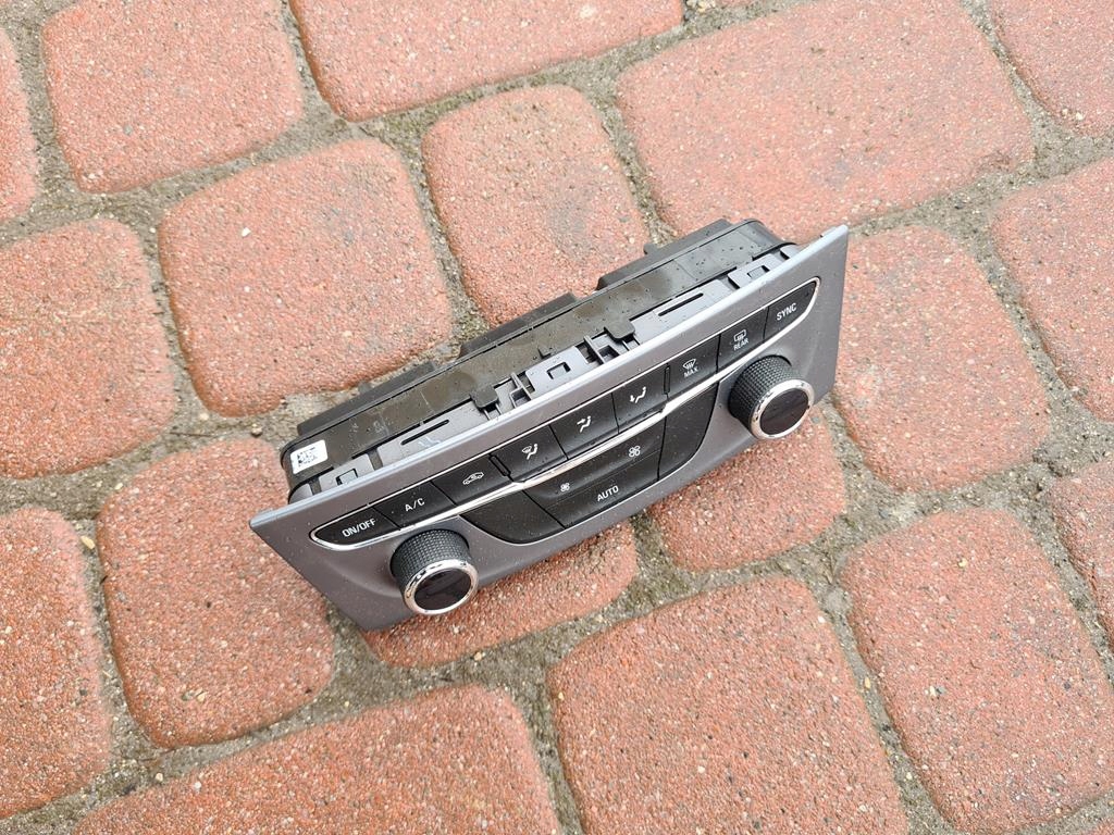 фото №1, Панель кондиционера opel astra k v 39042441