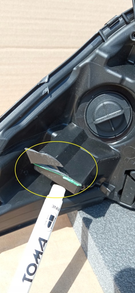 фото №11, Renault captur i 13- лампа фара правый перед обычная h1 260105066r