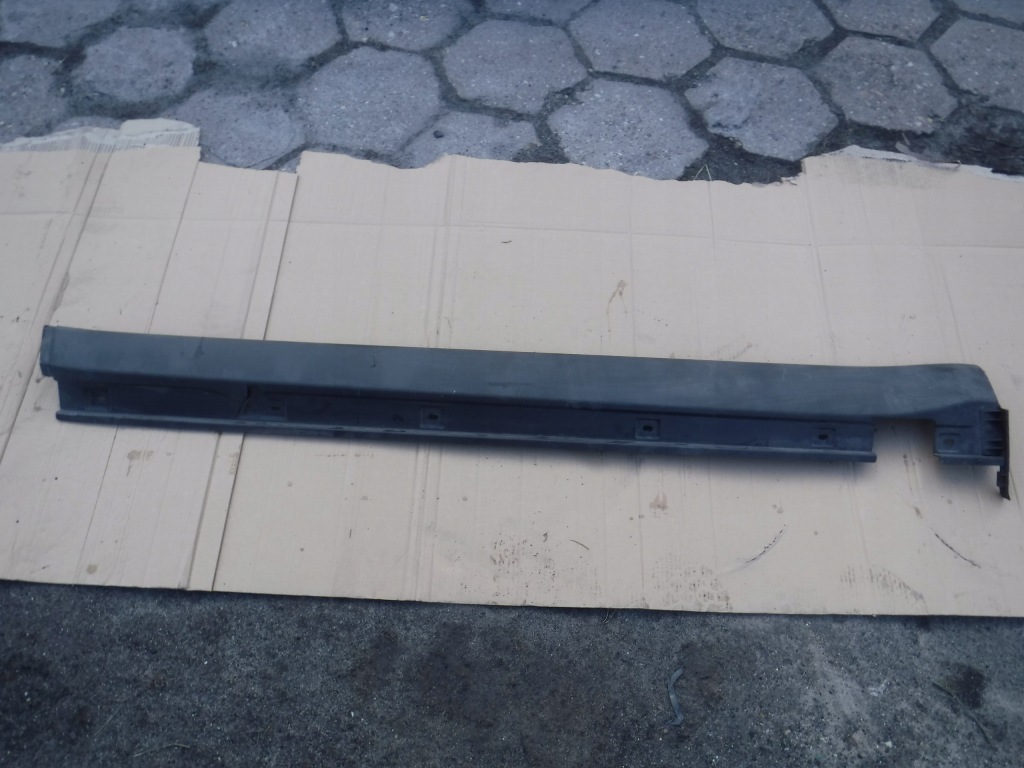 Купить Молдинг порог левая mercedes ml w164 a1646900140