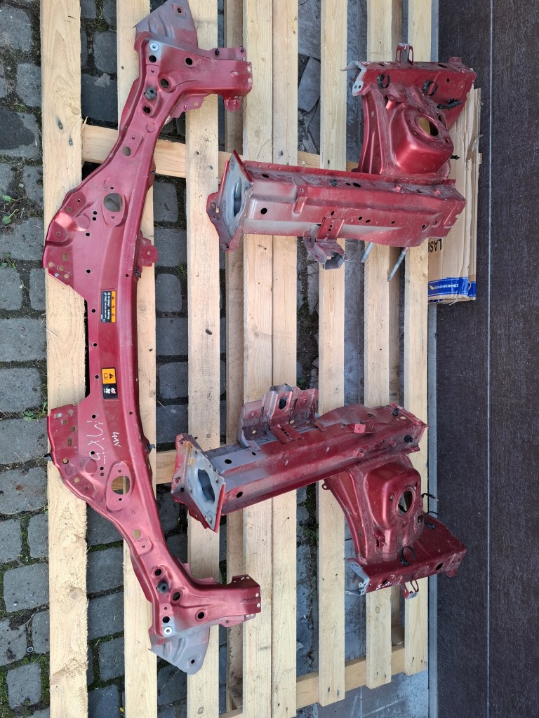 фото №1, Mazda mx5 iv 4 nd 15-23 четверть подкрылок лонжерон pas передний чашка