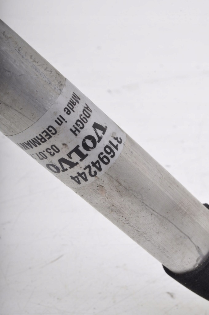 фото №8, Xc90 ii t8 шланг кондиционера 31694244 31694255