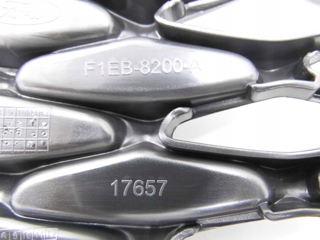 фото №10, Решітка радіатора бампера перед focus 2014-