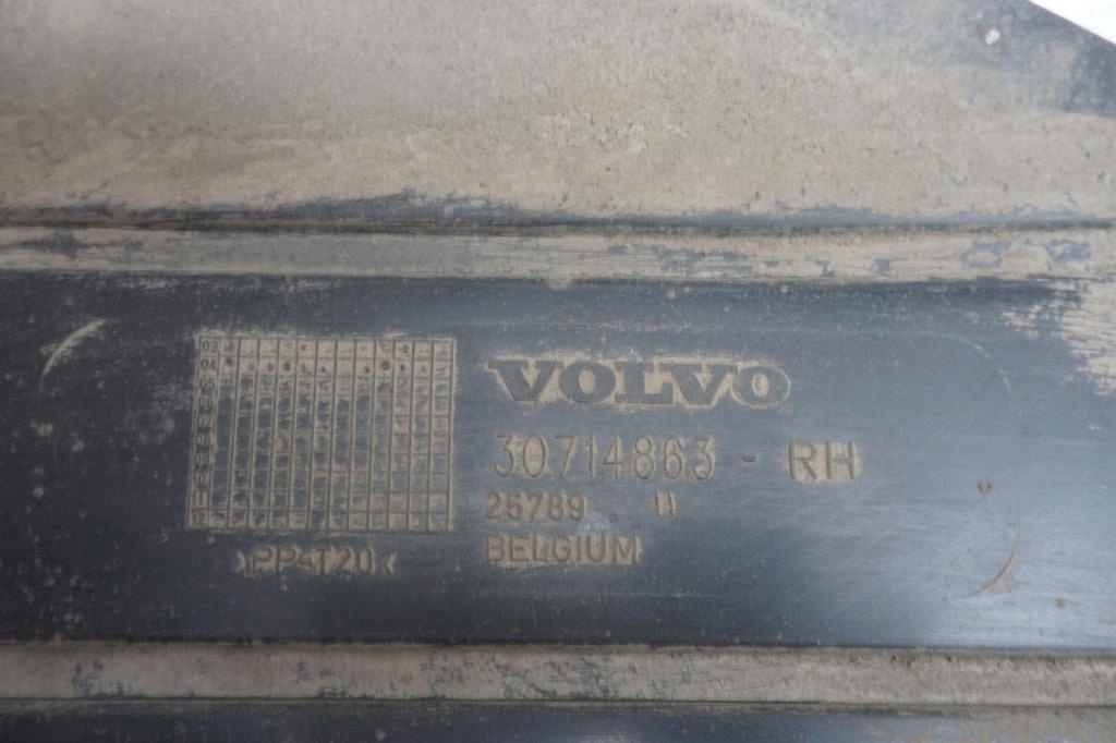 фото №3, Защита подвеска правый задняя volvo v50