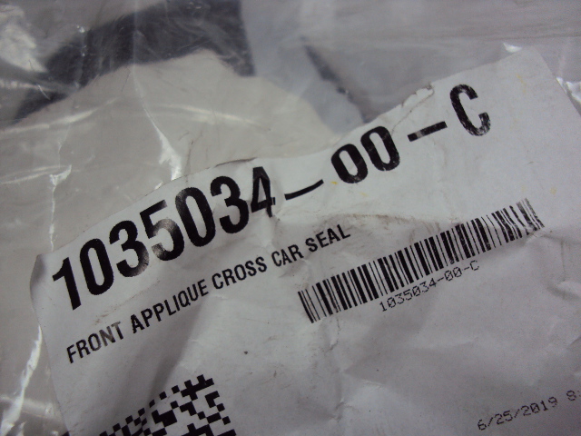 Кліпси кріплення tesla model s Доставка