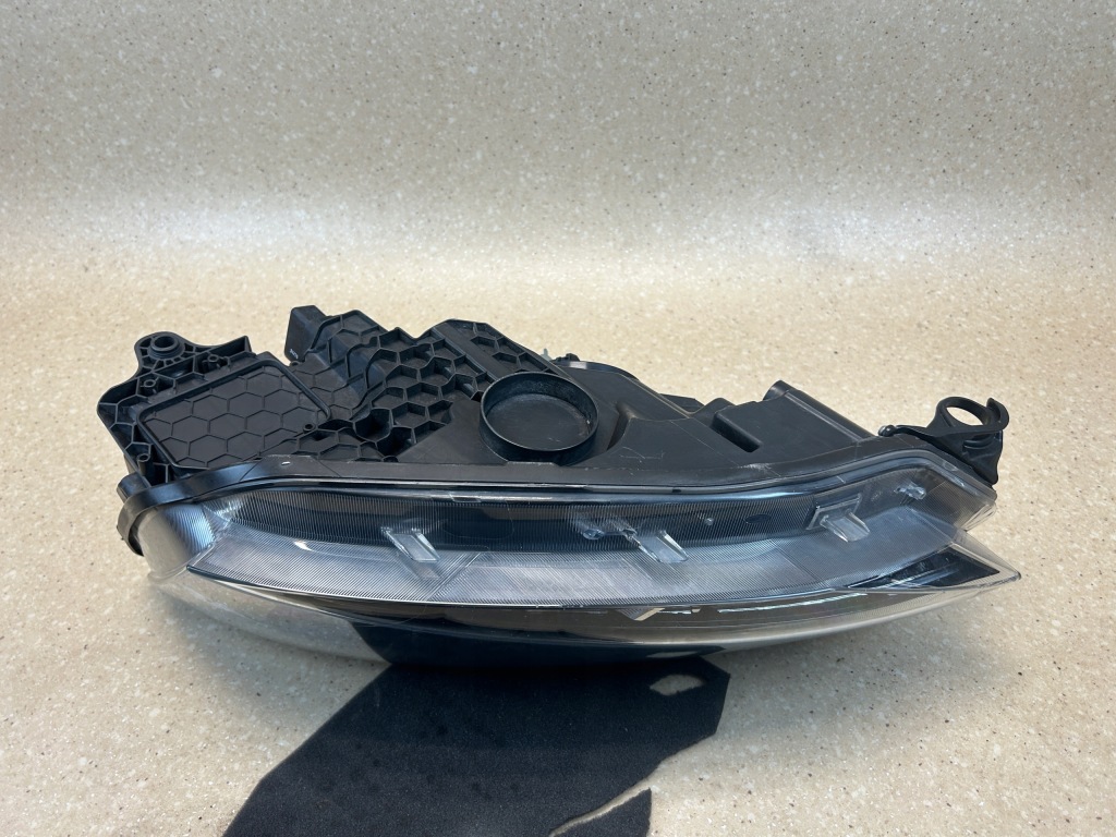 фото №10, Передняя левая лампа skoda fabia iii 3 линза led 6v1 6v1941015be