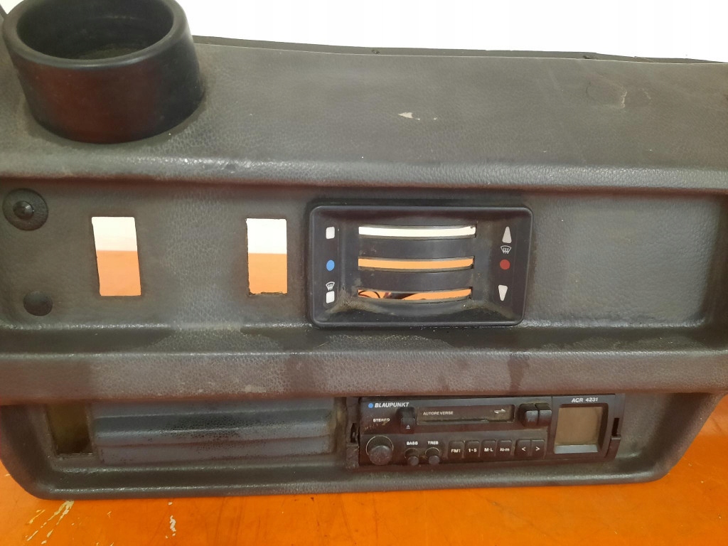 фото №5, Mercedes t1 приборная панель приборная приборная панель консоль