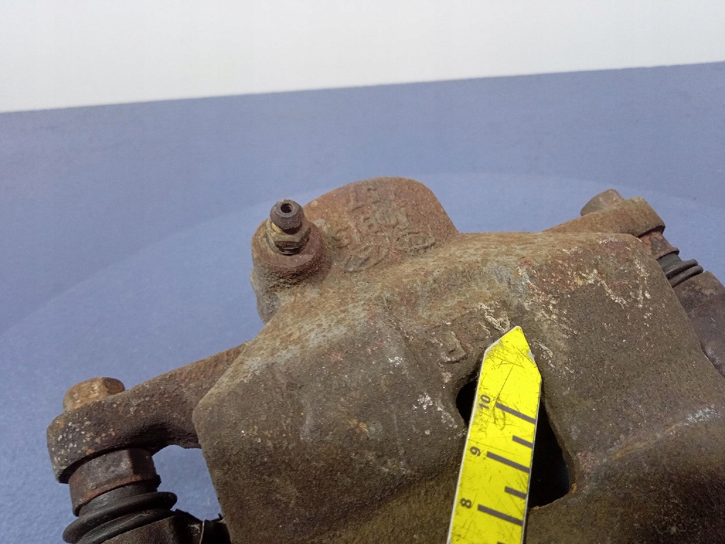 фото №6, Kia pro ceed ii 1.6 crdi 128km суппорт тормозной перед левый передний скоба