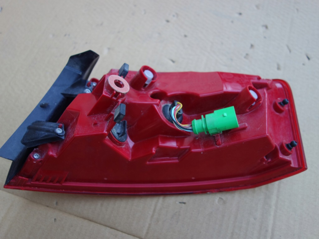 фото №5, Лампа задня audi a5 lift 8t sportback лівий задня світлодіодна