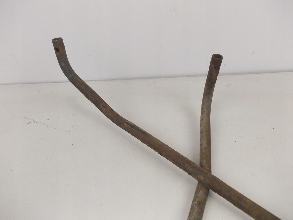 фото №8, Кронштейн колеса запасного kia carnival 1 2,9 tdi 2,9 td