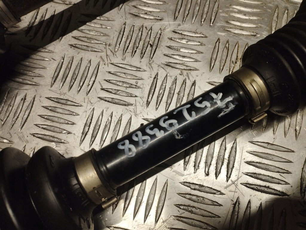 фото №12, Bmw e90 e91 x-drive привідний вал ліва 7529388